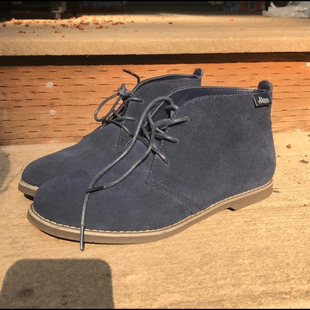 Bass suede chukka boots - women’s 8.5 worn once